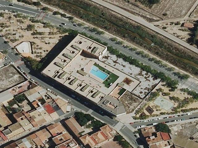 Piso en venta en La Cruz, el Vinalopó Mitjà / El Vinalopó Medio