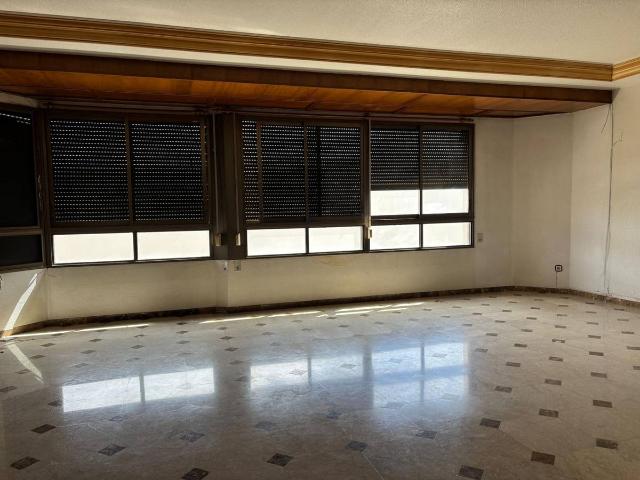 Piso en venta en La Cruz, el Vinalopó Mitjà / El Vinalopó Medio