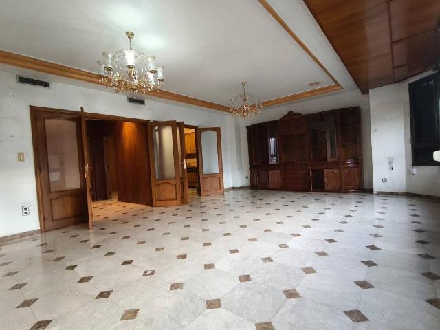 Piso en venta en La Cruz, el Vinalopó Mitjà / El Vinalopó Medio