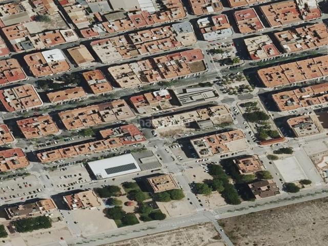 Piso en venta en La Cruz, el Vinalopó Mitjà / El Vinalopó Medio