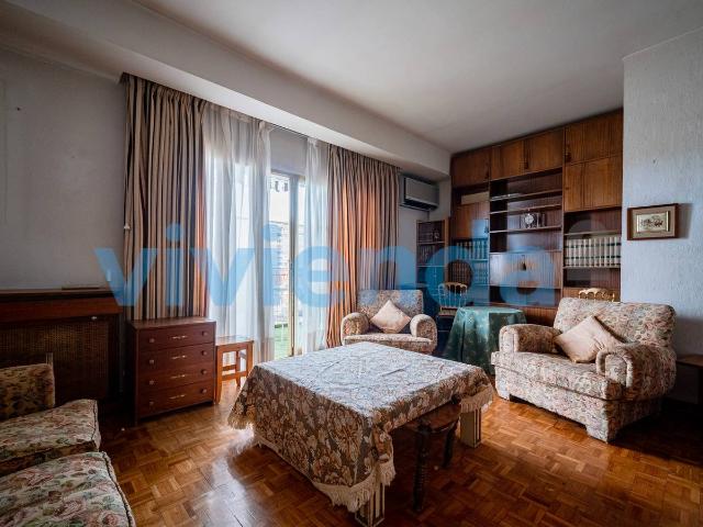 Piso en venta en Madrid, Cortes
