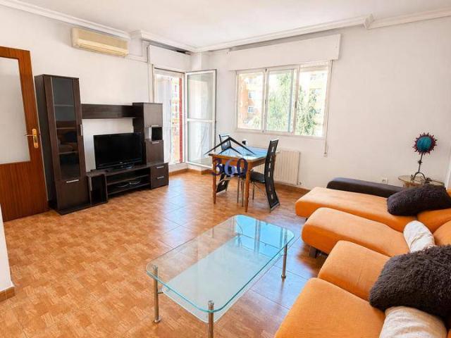 Piso en venta en Santiago, Cáceres