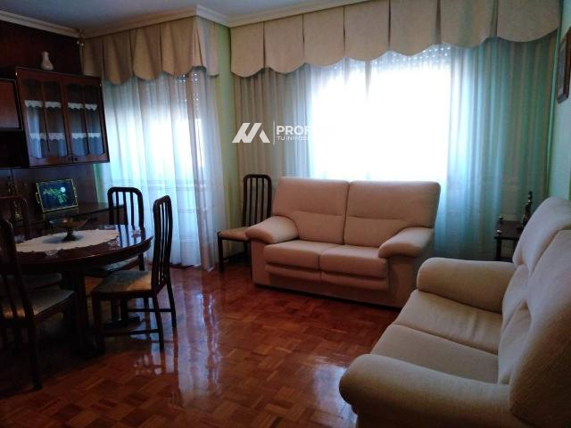 Piso en venta en O Carballiño, O Tellado