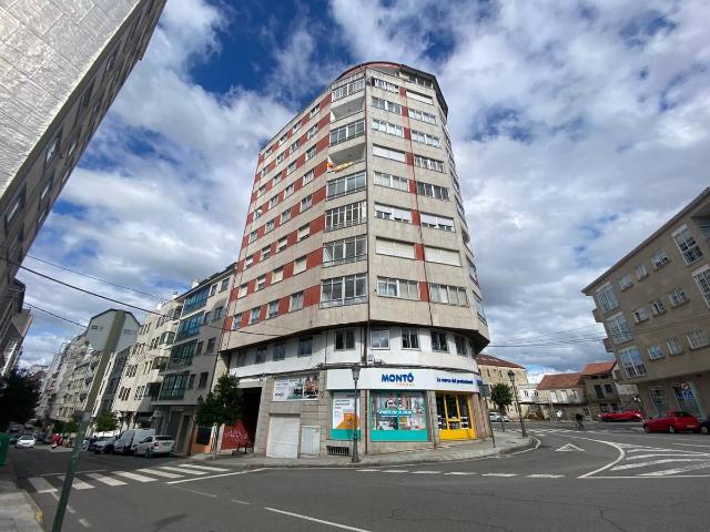 Piso en venta en O Carballiño