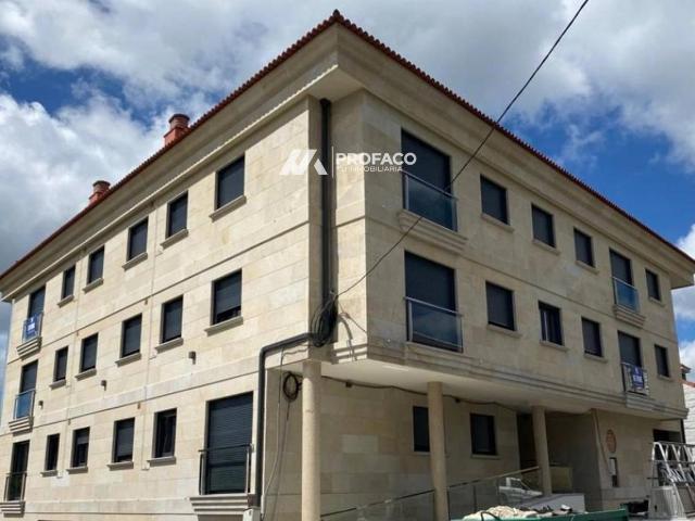 Piso en venta en O Carballiño, O Tellado
