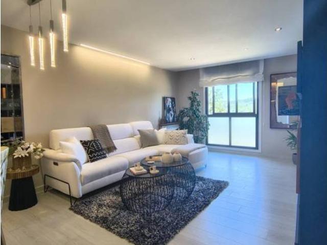Piso en venta en Seoane de Arcos, O Carballiño