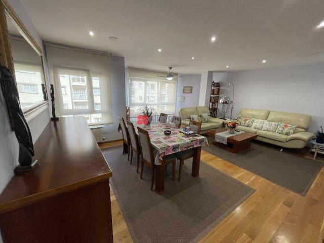 Piso en venta en Ames, Santiago