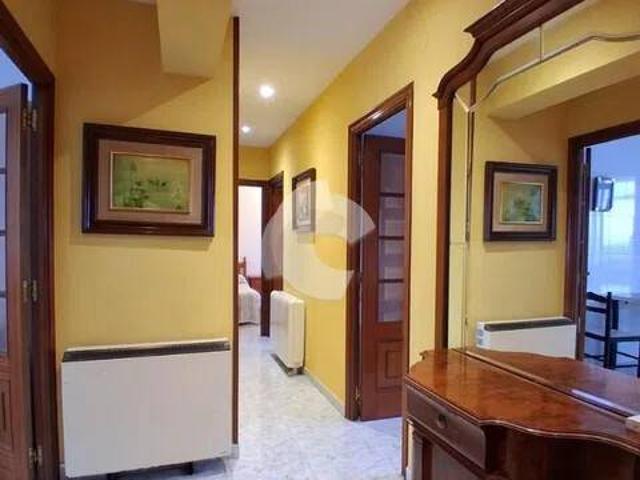 Piso en venta en Oleiros, A Coruña