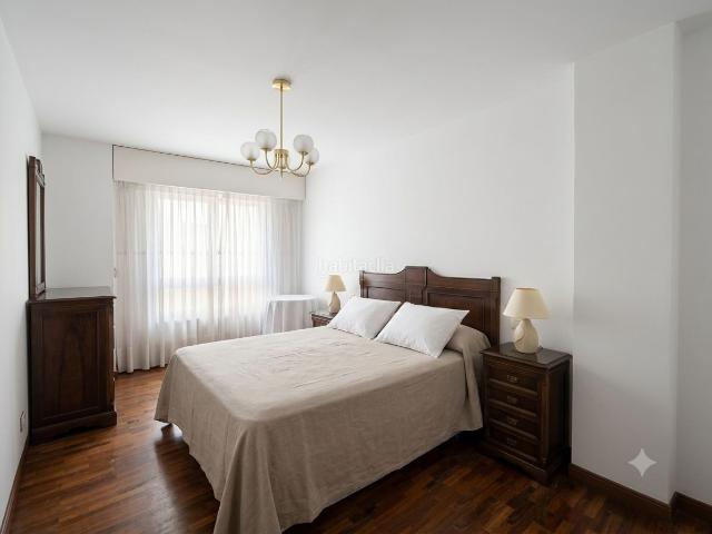 Piso en venta en Oleiros, A Coruña