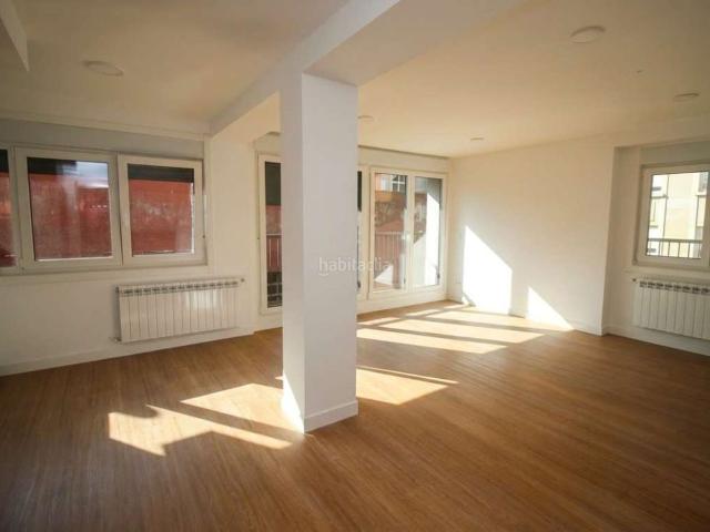Piso en venta en Oleiros, A Coruña
