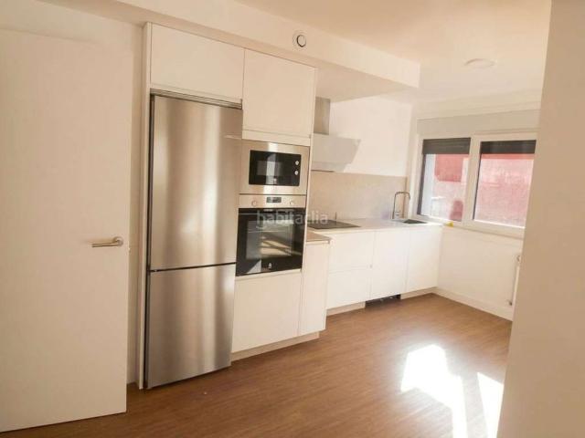 Piso en venta en Oleiros, A Coruña