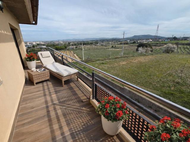 Piso en venta en Sant Miquel d'Olèrdola, Alt Penedès