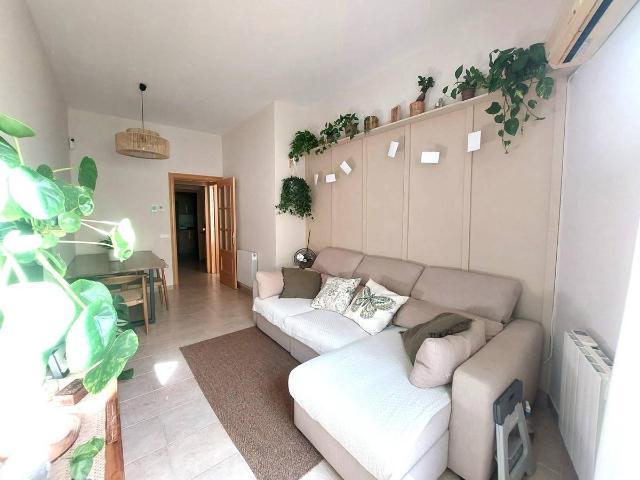 Piso en venta en Olesa De Montserrat, Barcelona