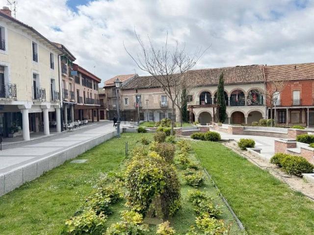 Piso en venta en Olmedo, Urbanización El Caballero Piso en venta en Olmedo, Urbanización El Caballero