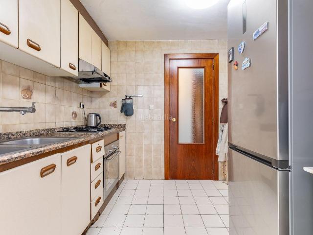Piso en venta en Olocau, València / Valencia