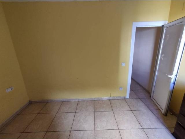 Piso en venta en Olot, Girona