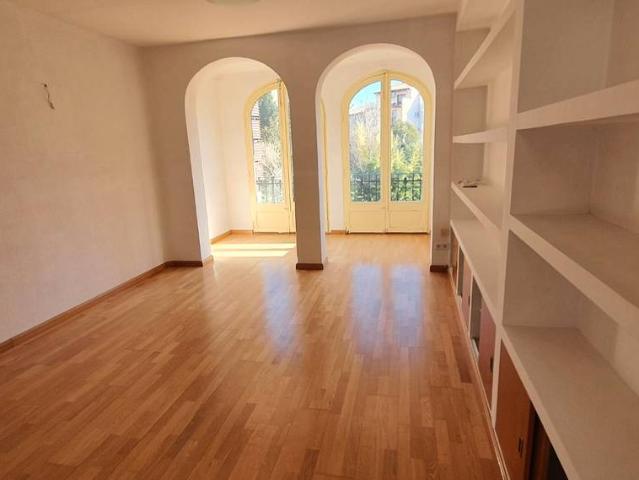 Piso en venta en Malagrida, Olot