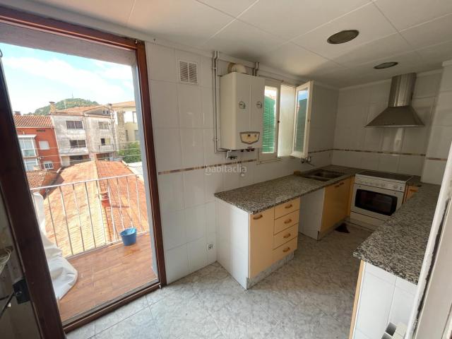 Piso en venta en Olot, Sant Pere Màrtir