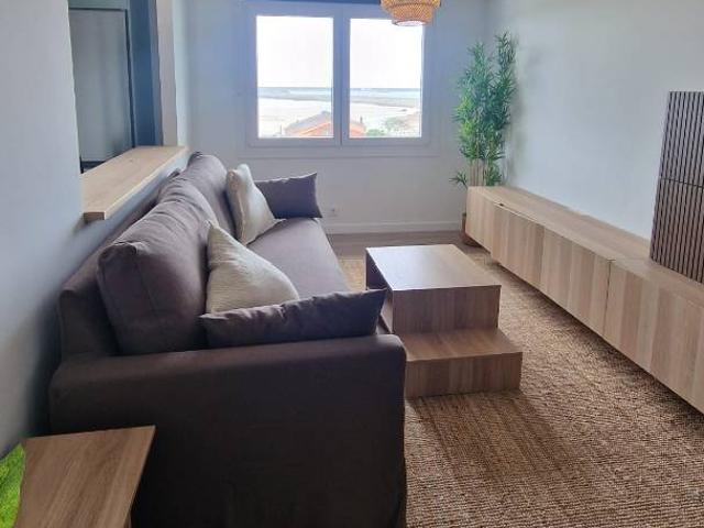 Piso en venta en Arteixo, A Coruña
