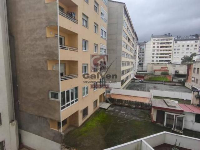Piso en venta en Gomesende, Ourense