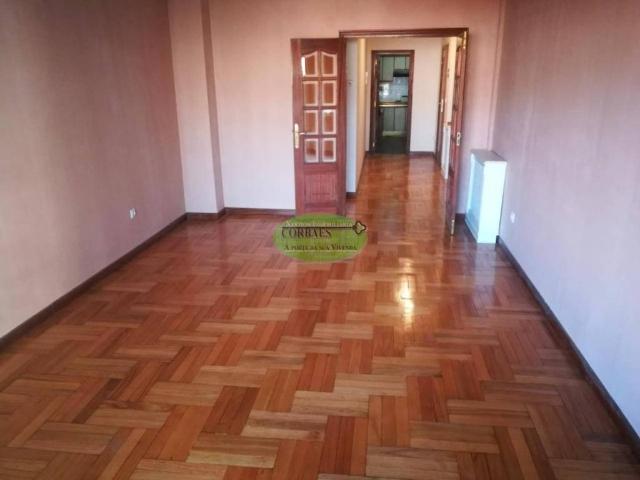 Piso en venta en Ourense, Galicia