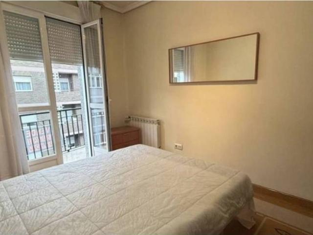Piso en venta en As Lagoas, Ourense