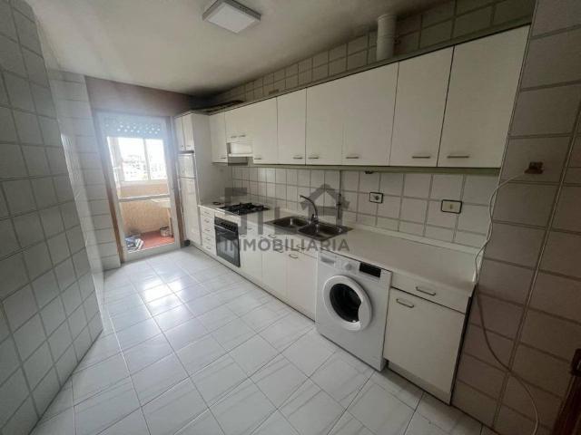 Piso en venta en Ourense, Galicia
