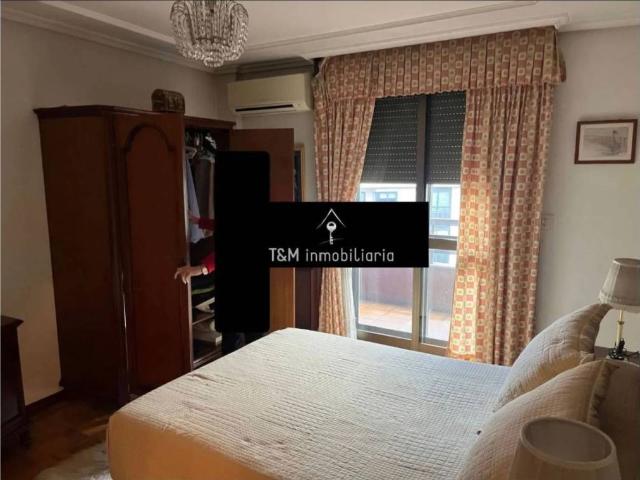 Piso en venta en Montealegre, Ourense