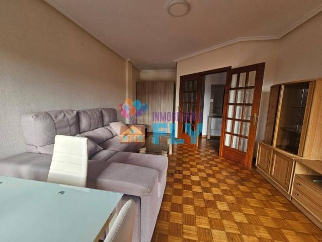 Piso en venta en Ourense, Galicia