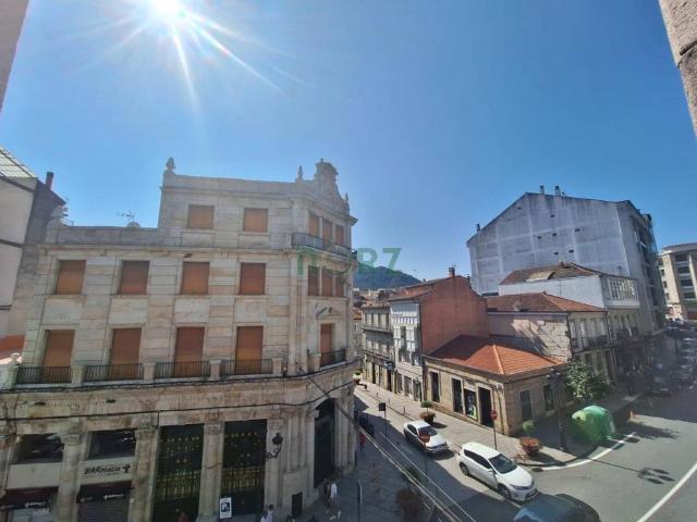 Piso en venta en Ourense, Galicia
