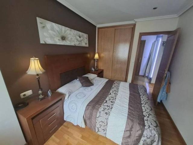 Dúplex en venta en Ourense, O Vinteún