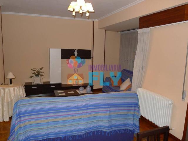 Piso en venta en Ourense, Galicia