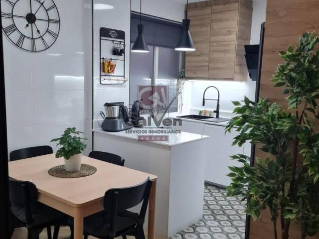 Piso en venta en Ourense, Galicia