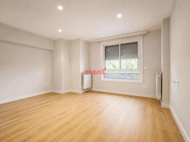 Piso en venta en Ourense, Galicia