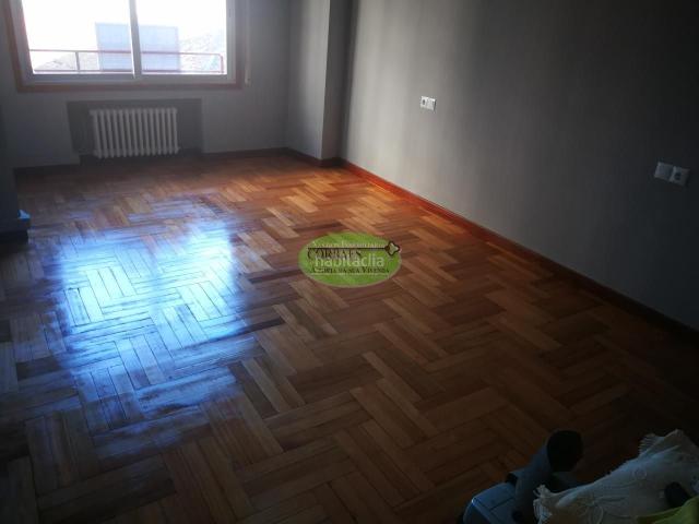 Piso en venta en Centro, Ourense