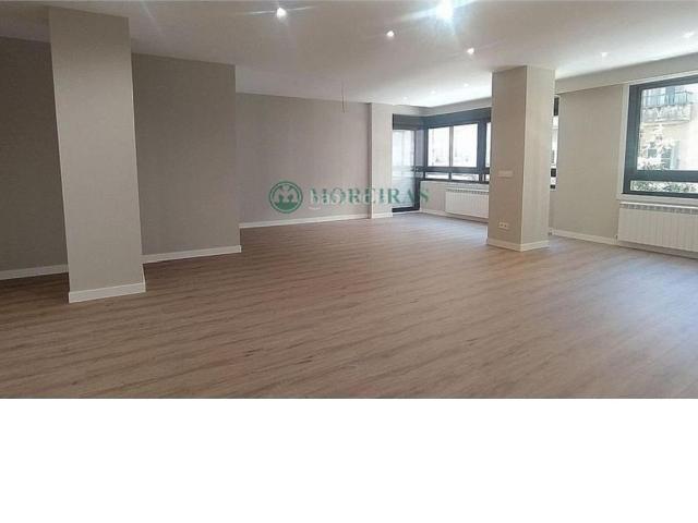 Piso en venta en Centro, Ourense