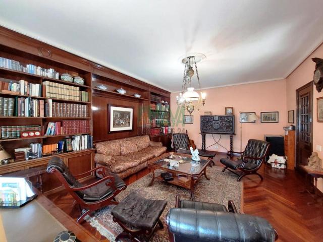 Piso en venta en Centro, Ourense