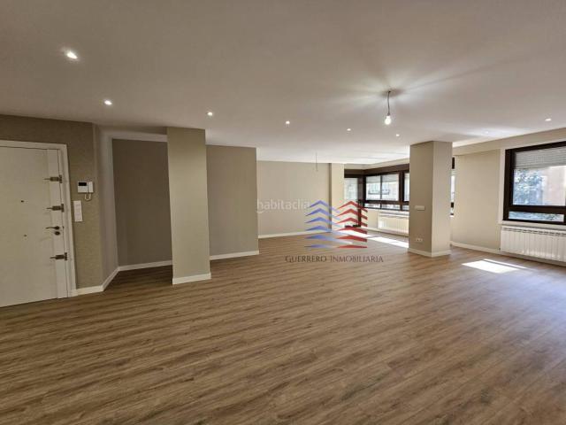 Piso en venta en Centro, Ourense