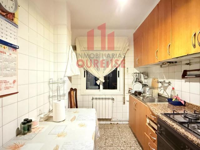 Piso en venta en Centro, Ourense