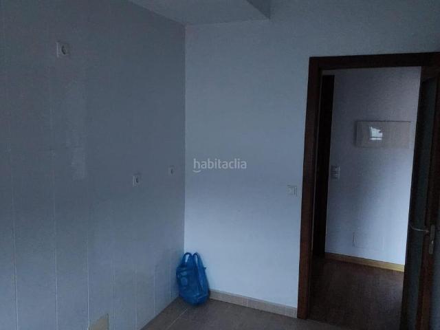 Piso en venta en Outes, Noia