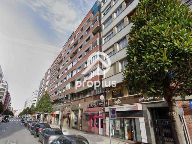 Piso en venta en Oviedo, La Argañosa