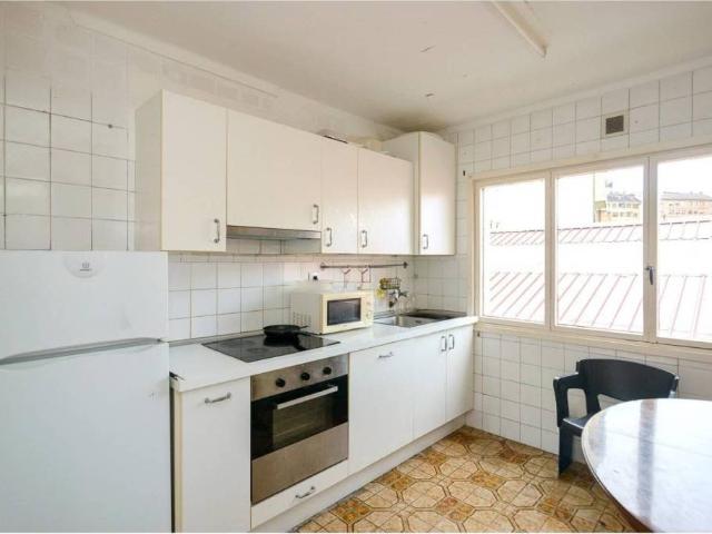 Piso en venta en Fozaneldi, Oviedo