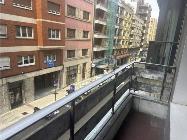 Piso en venta en Oviedo, Asturias