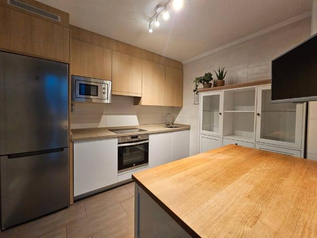 Piso en venta en Llamaquique, Oviedo