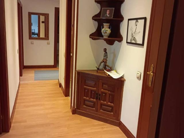 Piso en venta en Oviedo, Buenavista