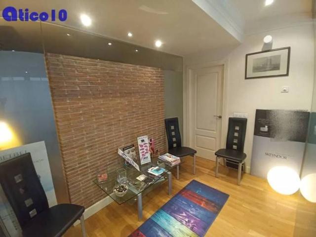 Piso en venta en Oviedo, Llamaquique