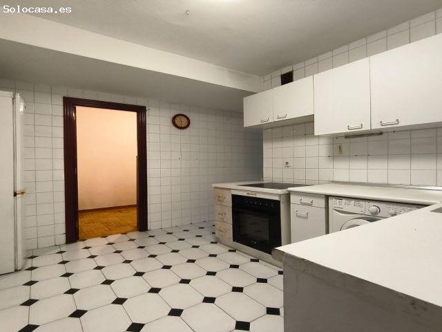 Piso en venta en Llamaquique, Oviedo