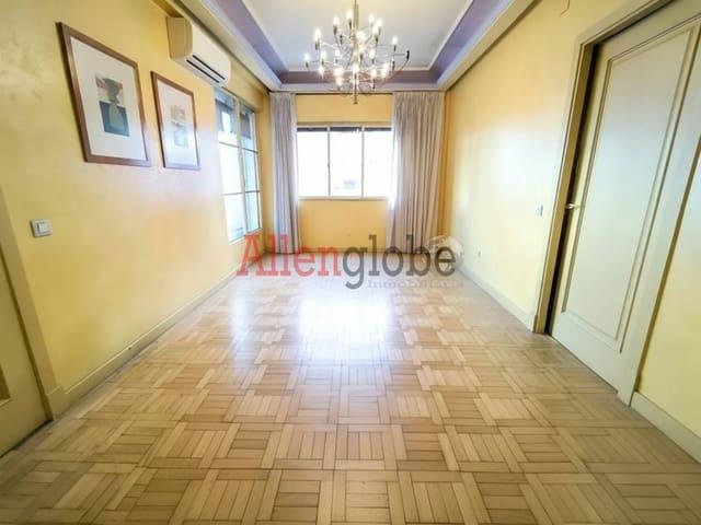 Piso en venta en Centro, Oviedo