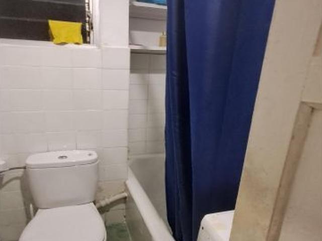 Piso en venta en El Milán, Oviedo