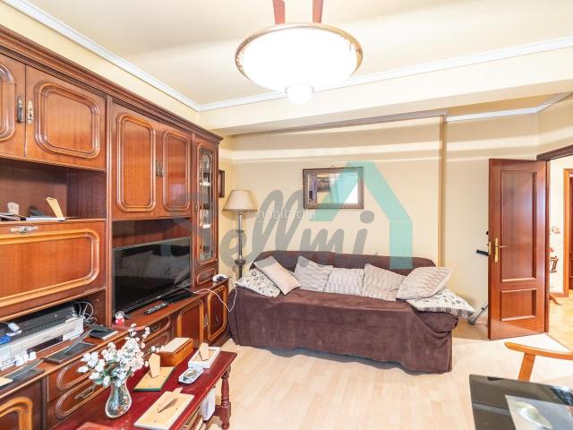 Piso en venta en Centro y casco histórico, Oviedo